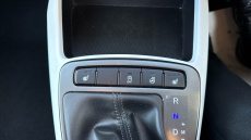 Hyundai i10 1.0 MPi Premium 5dr Auto Petrol Hatchback